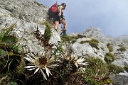 04 Arriva il sole verso la Bocchetta del Guzzi (2095 m)